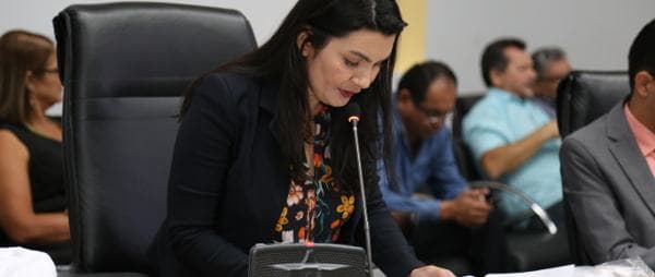 1.Eliene080518.jpg