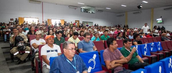 1.Pblico.15052018.jpg