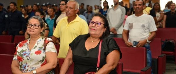1Pblico06082019.jpg