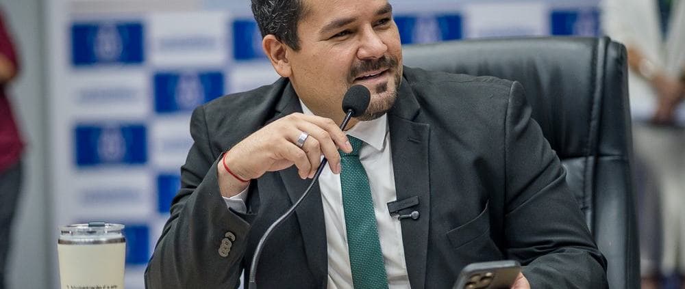 Alex251120253.jpg