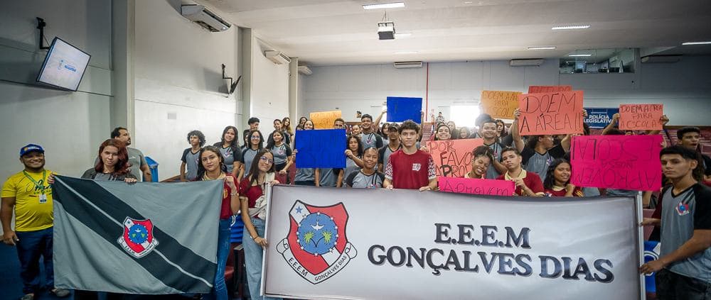 Escolagonalvesdias.jpg