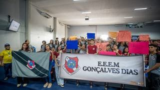 Escolagonalvesdias.jpg