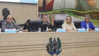Mesadiretora08012025.jpg