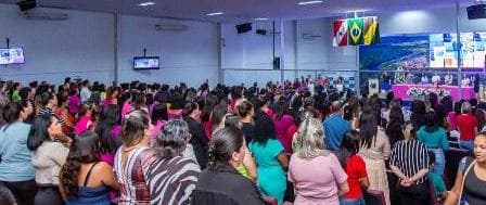 Mulheres_-_Pblico_feminino_lotou_auditrio.jpeg