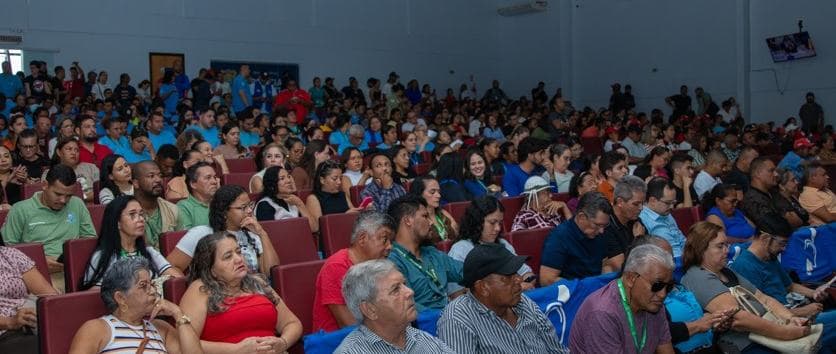 Plenario190220263.jpg