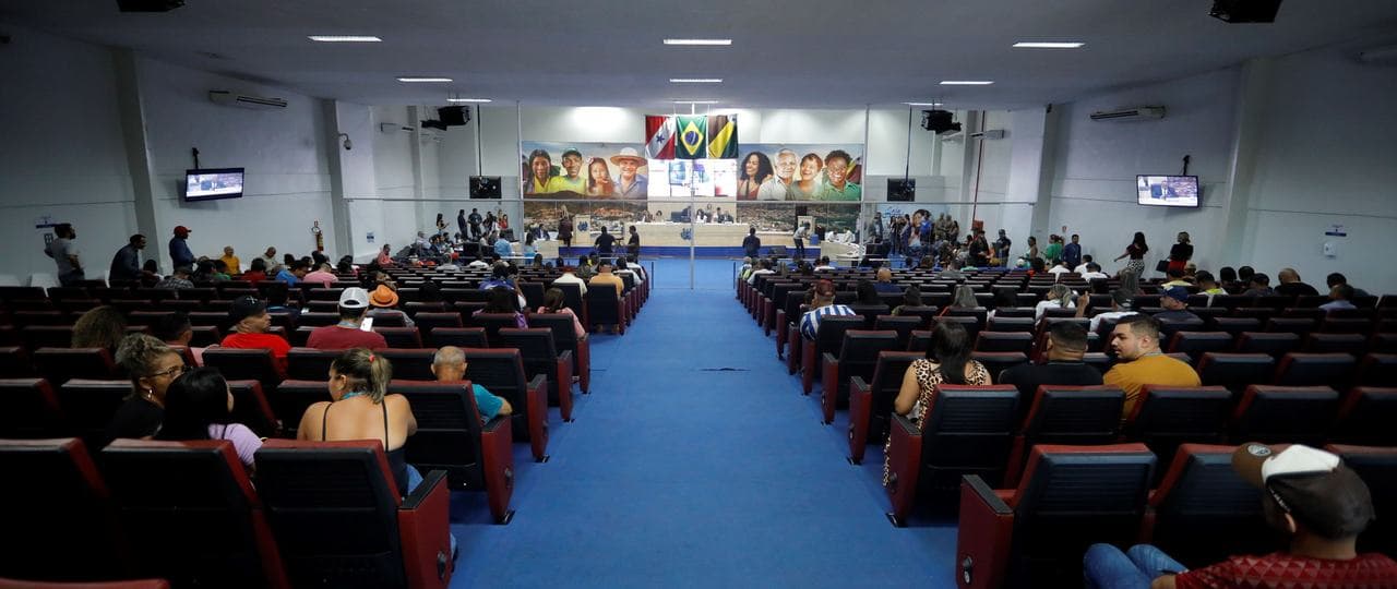 Plenrio04042023.jpg