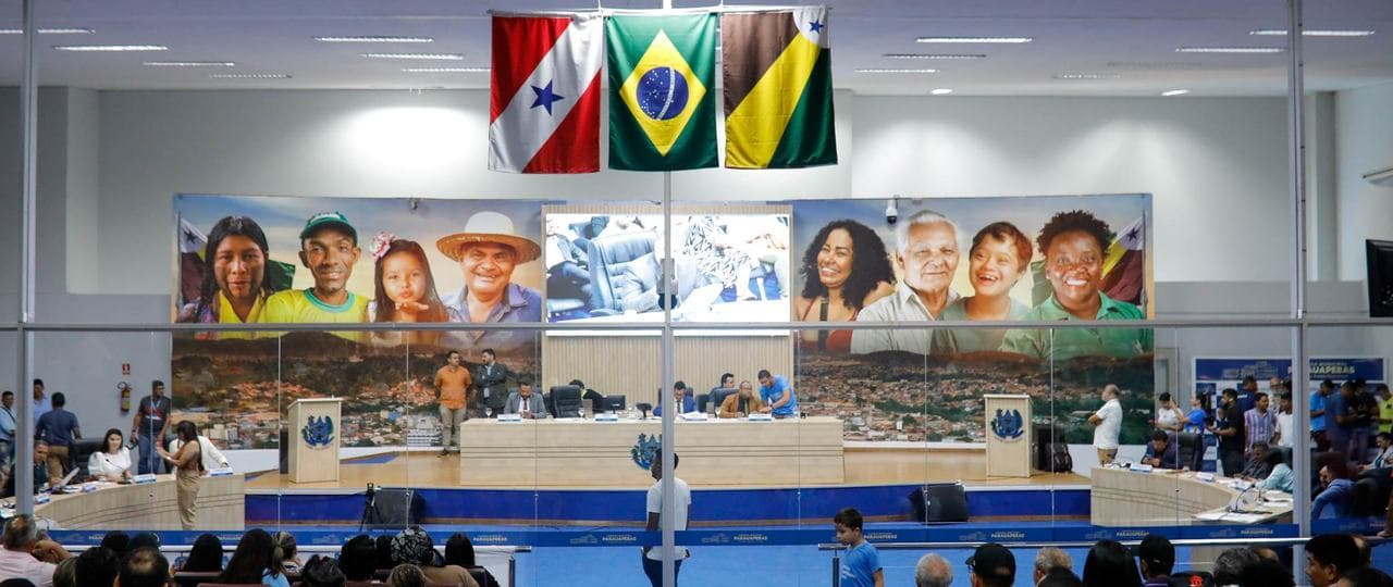 Plenrio06062023.jpg