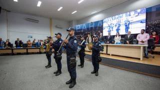 Servidores-da-Guarda-Municipal-durante-a-execuo-do-hino-nacional.jpg