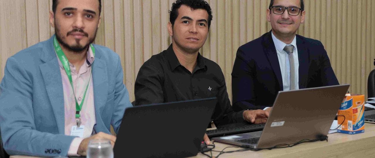 Servidores07102025.jpg
