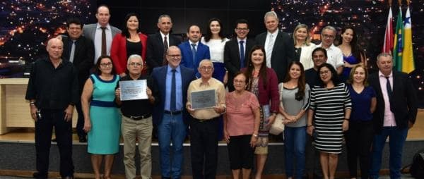 Vereadores_Osvaldo_e_Augusto_com_suas_respectivas_famlias.jpg