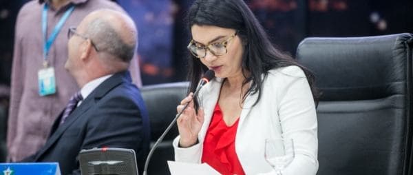 eliene230419.jpg