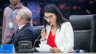 eliene230419.jpg