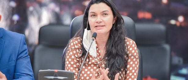 eliene230620.jpg