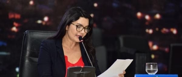 eliene280519.jpg