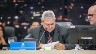 horacio020419.jpg