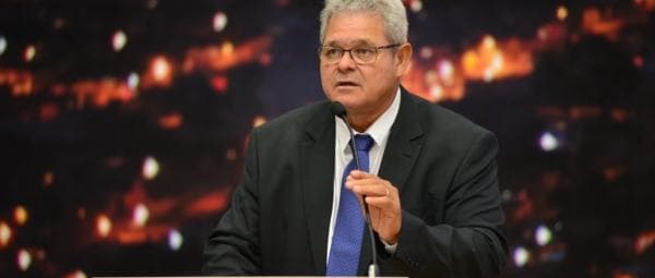 horacio060819.jpg