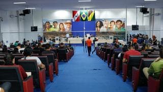 plenario110423.jpg