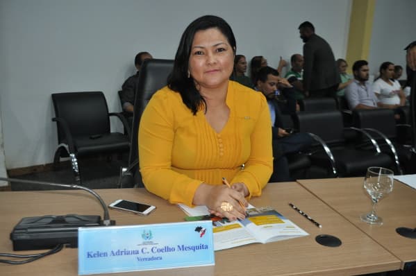 1.KelenAdriana111218.jpg