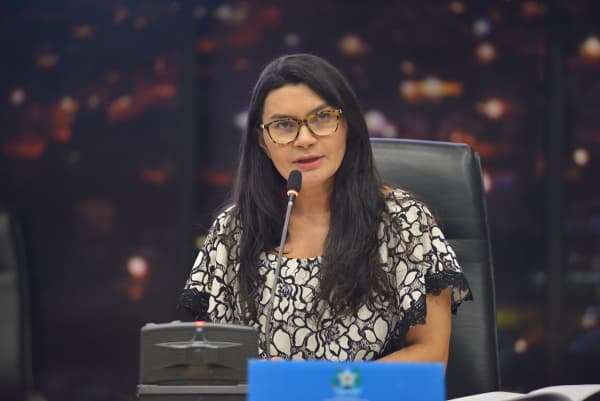 1Eliene11062019.jpg