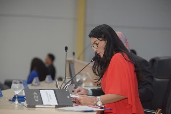 1Eliene13082019.jpg