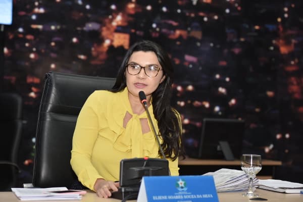1Eliene27082019.jpg