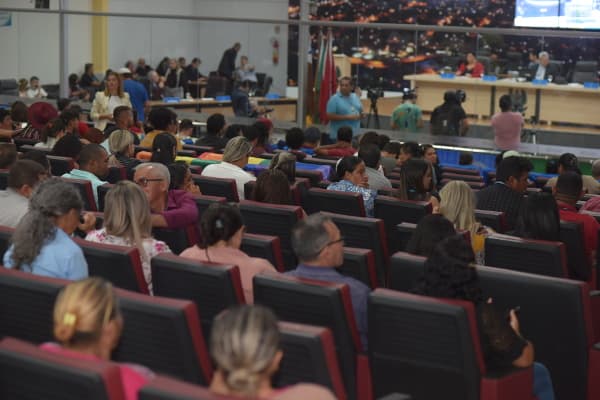 1Plenrio20082019.jpg