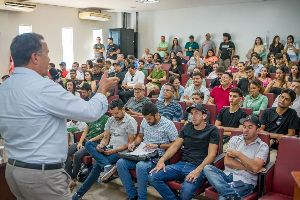 Anderson_Moratorio_durante_palestra_na_CMP.jpg
