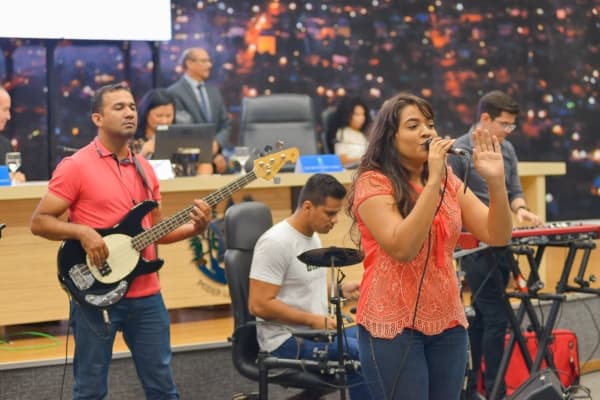Cantora_Acsa.jpg