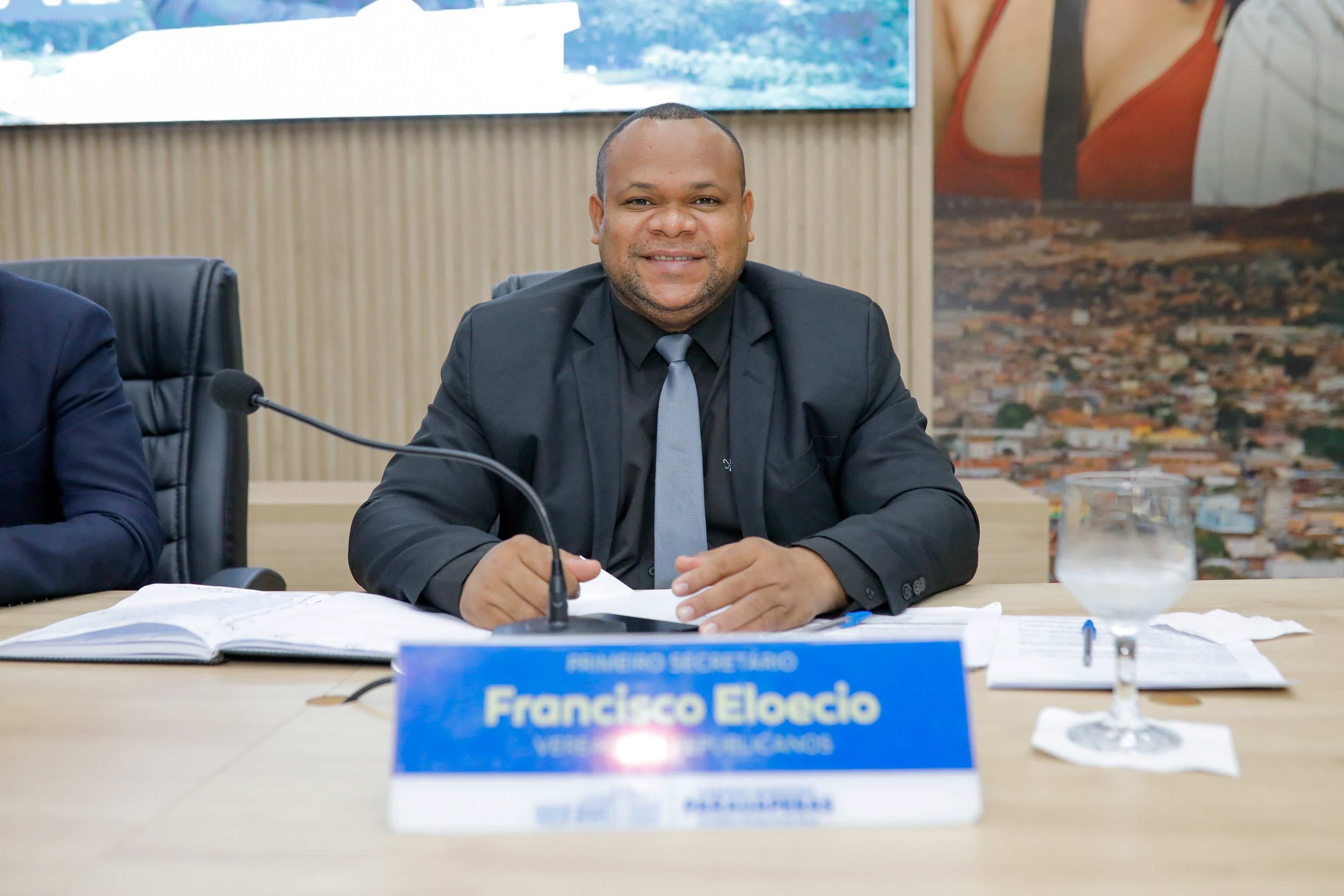 Eloecio071123.jpg