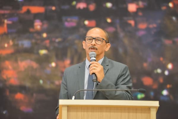 Pastor_Jos_Gerardo.jpg
