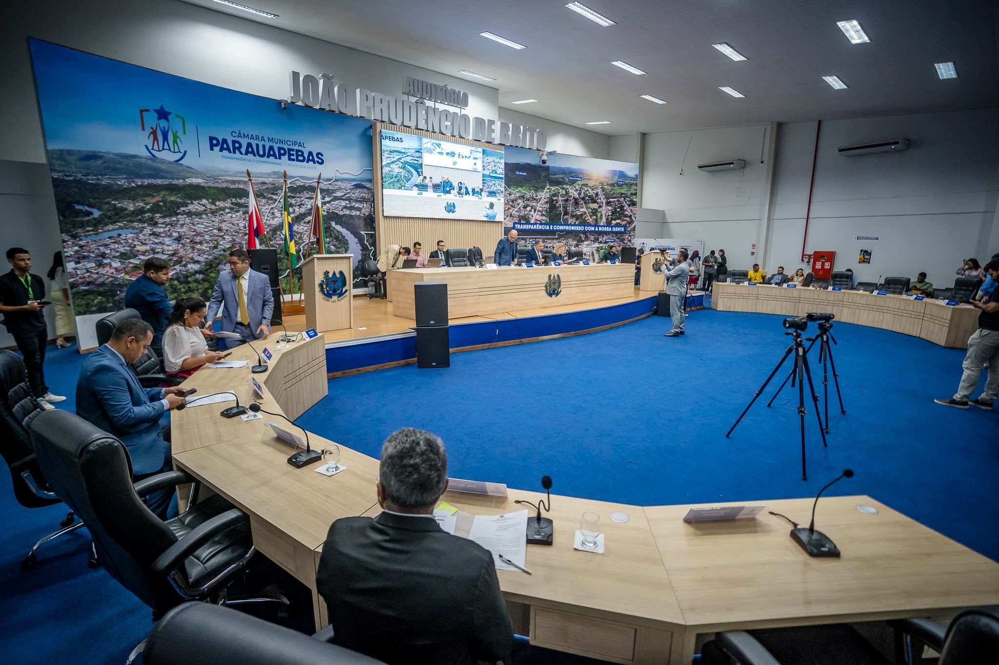 Plenario21102025.jpg