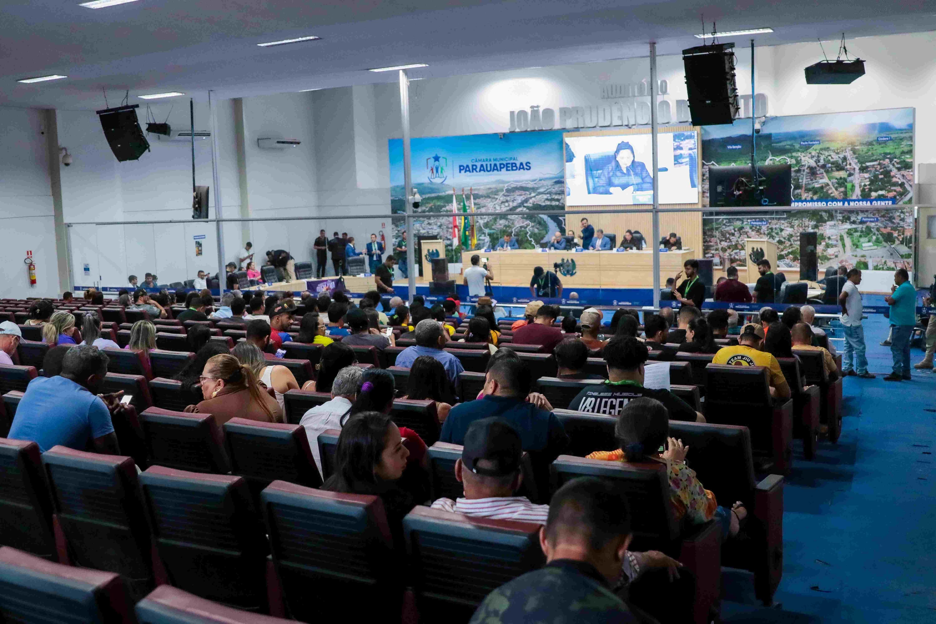 Plenario26082025.jpg