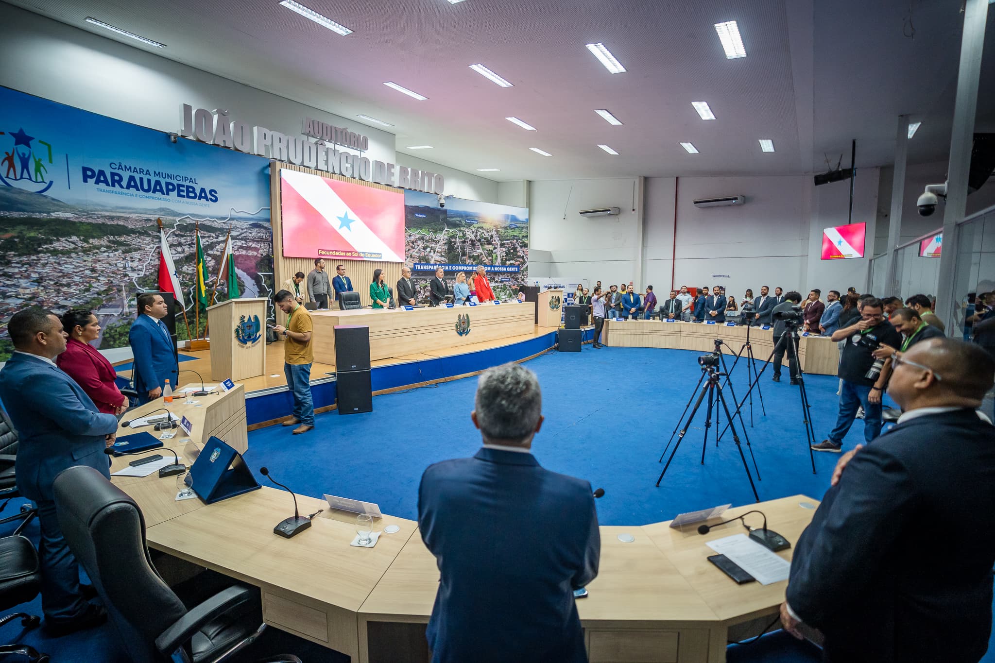 Plenario_091220253.jpg