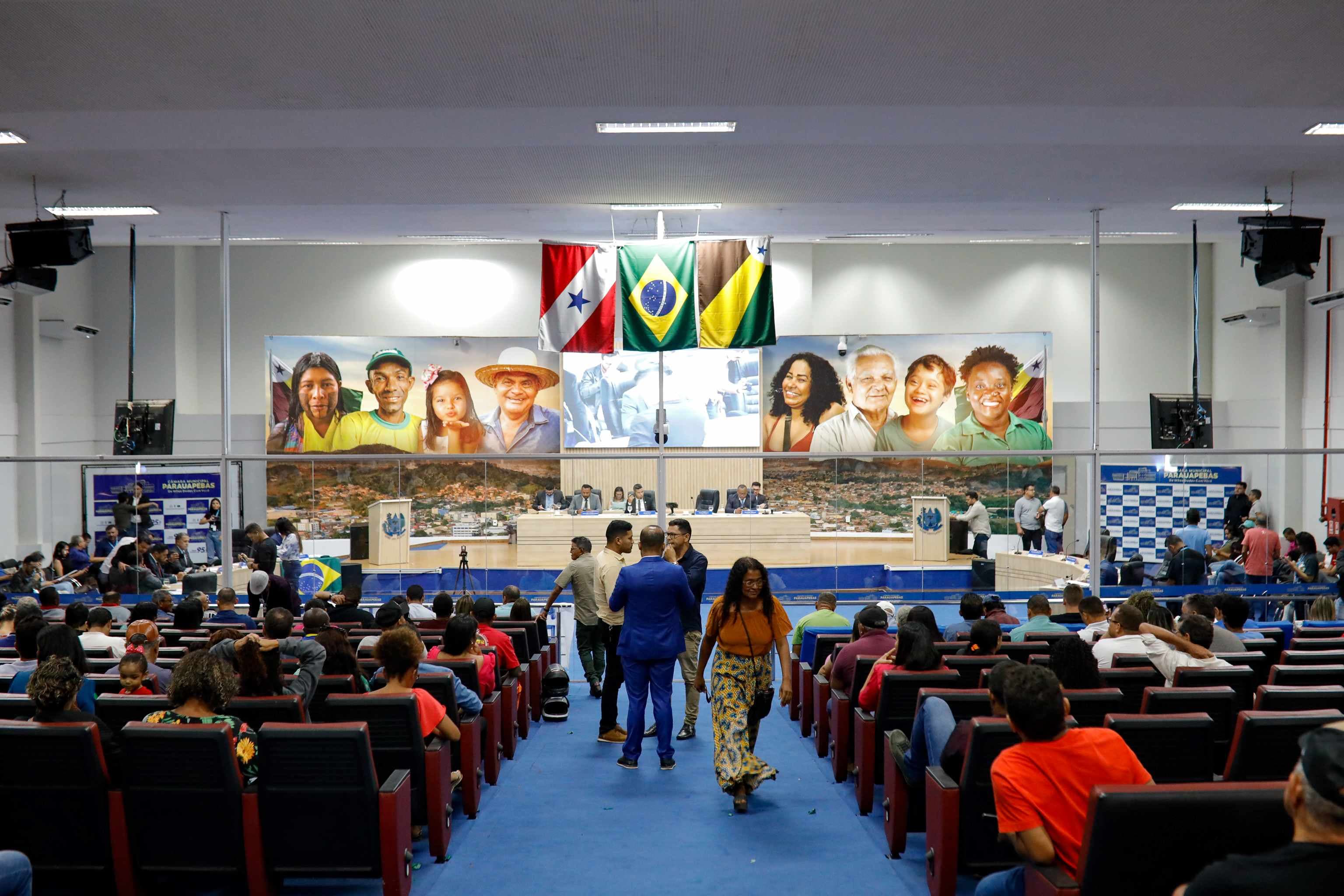 Plenrio200220242.jpg