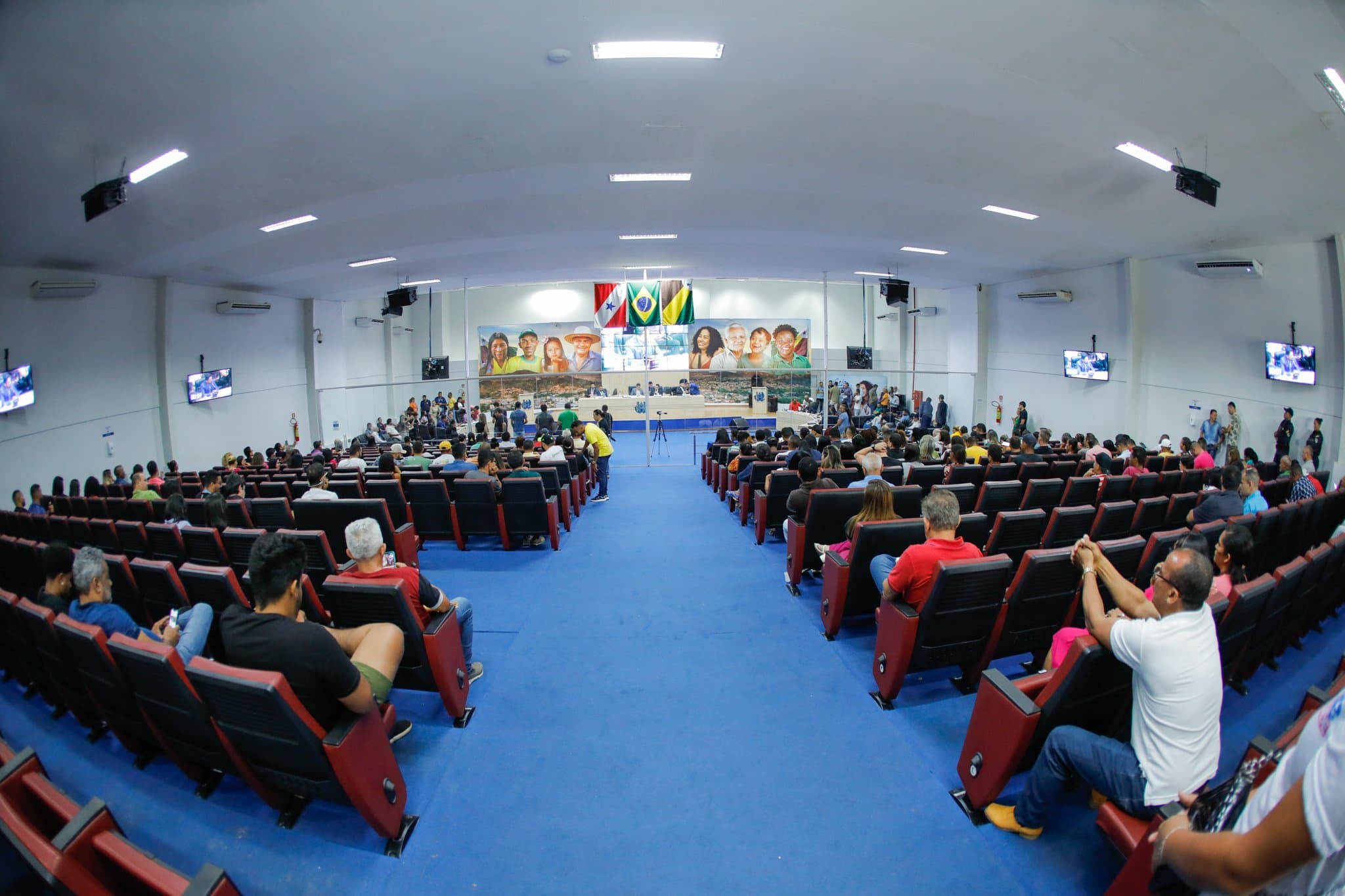 Plenrio230220232.jpg