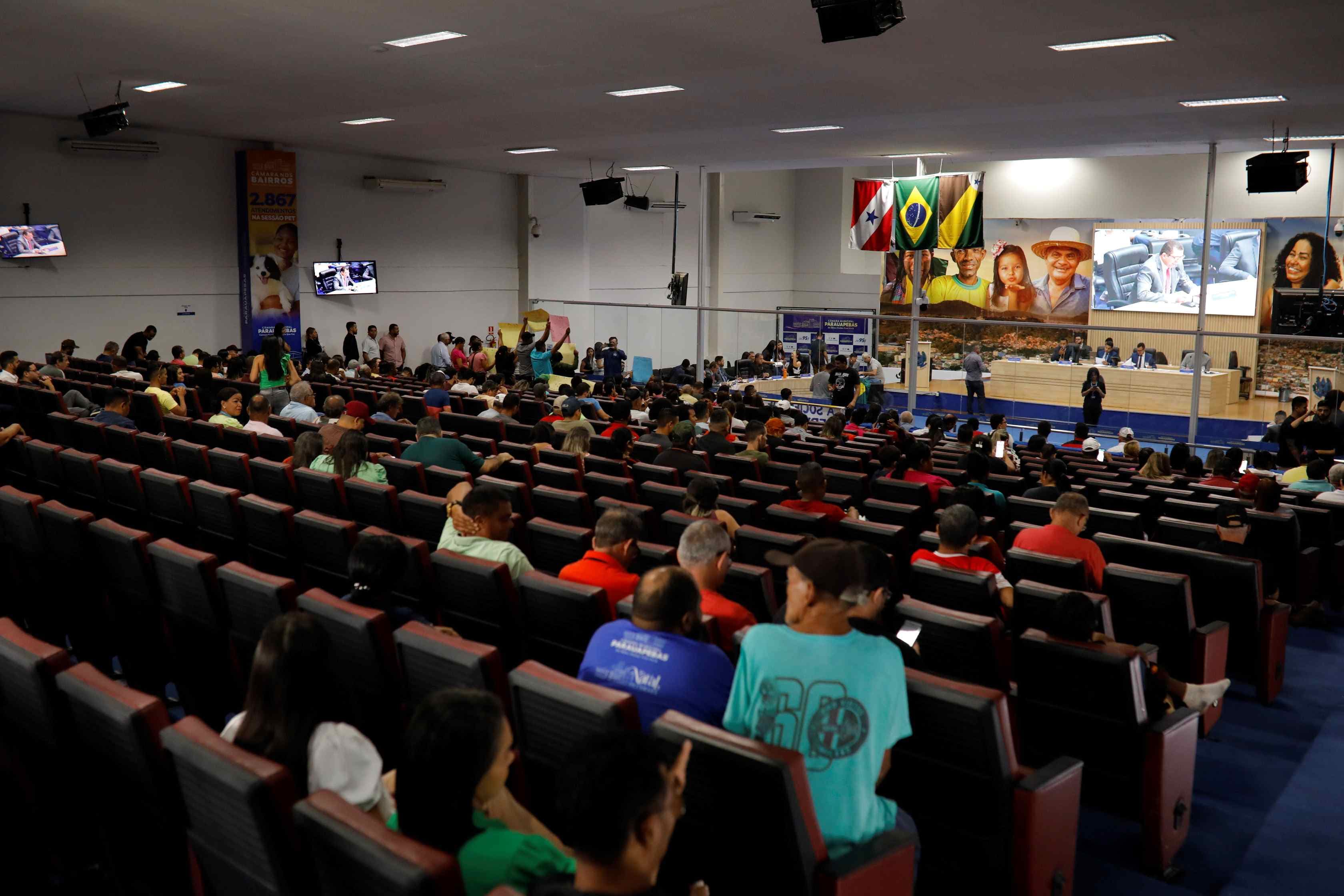 Plenrio270220242.jpg