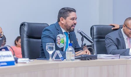 Vrios_-_Leandro_-_19-10.jpg