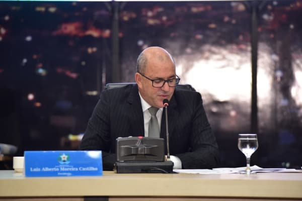 castilho270619.jpg