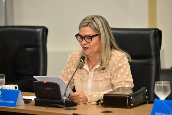 ciza060819.jpg