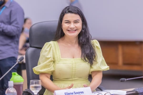 eliene310821.jpg