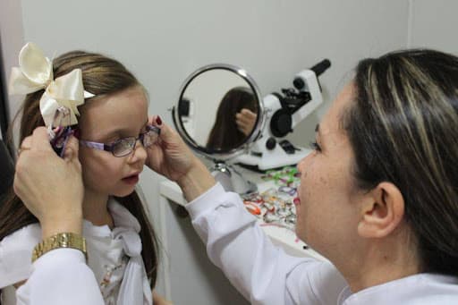 oculos.jpg