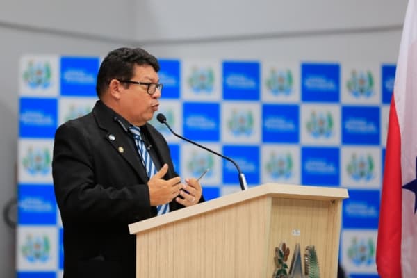 zacarias230419.jpg