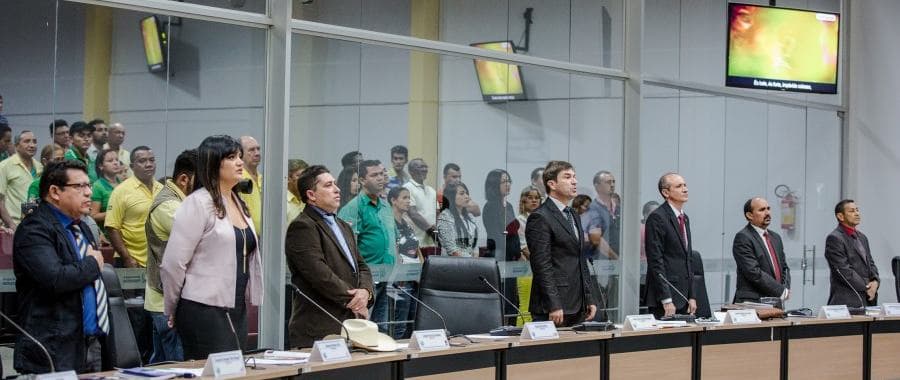 VEREADORES15122015.jpg