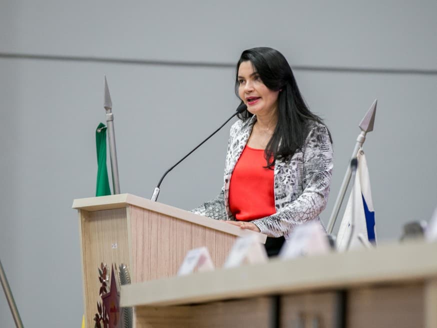 Eliene05042016.jpg