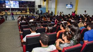 1Plenrio040620192.jpg